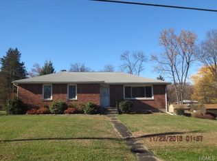 6 Mark St, New Windsor, NY 12553