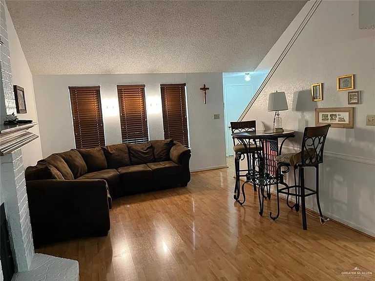 1216 Quail Ave — Photo 5