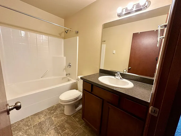 2706 N Susie Ct — Photo 21