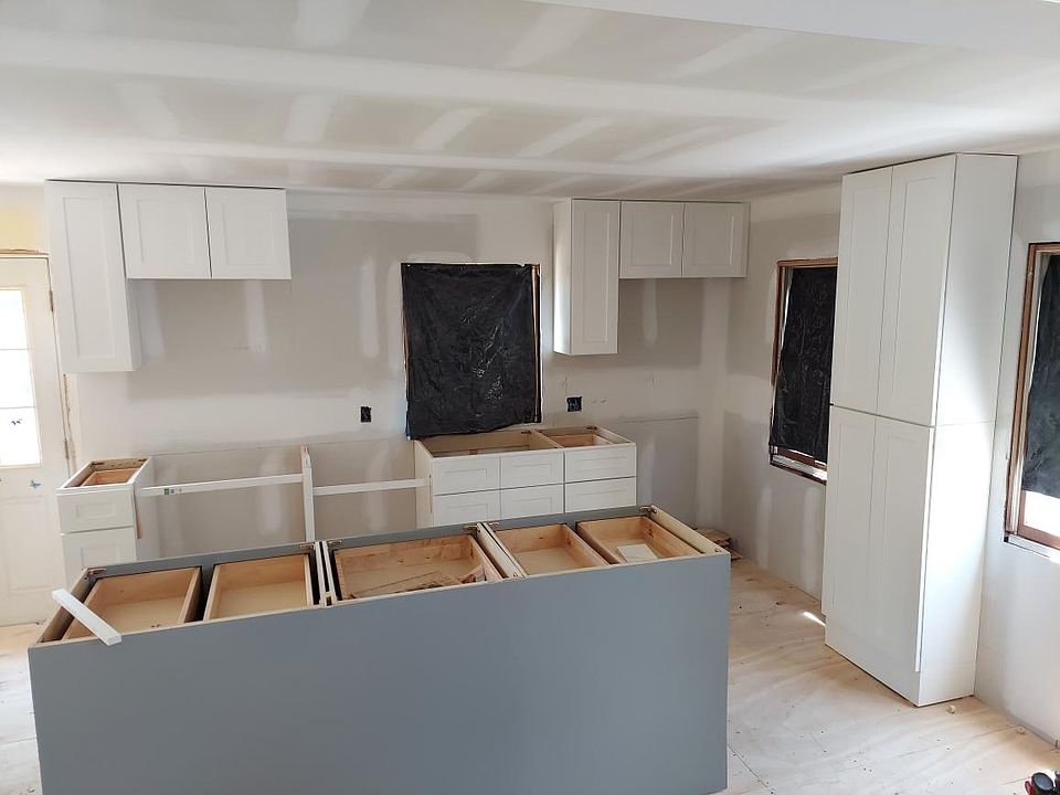 2nd image of 921 Galbraith Ave