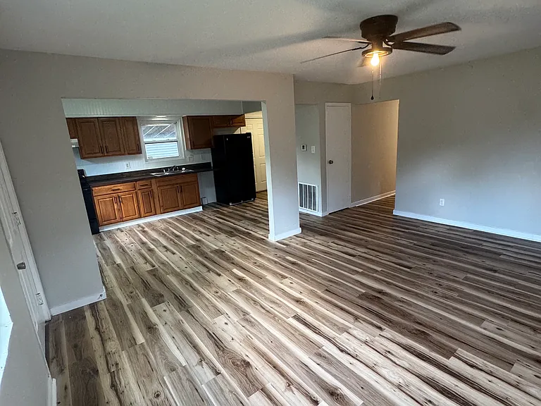3014 Navaho St — Photo 3