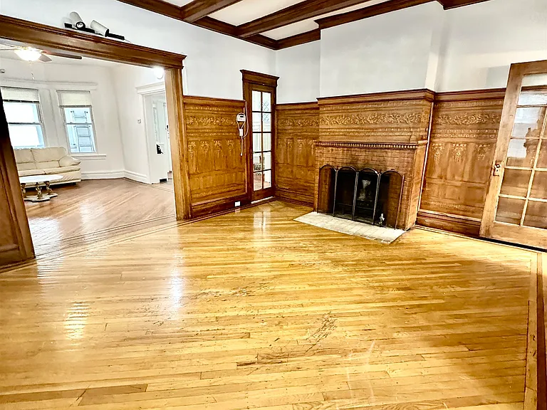 163 Jewett Ave #HOUSE — Photo 2
