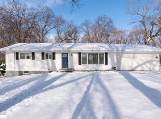 3070 Maple Dr, Prior Lake, MN 55372