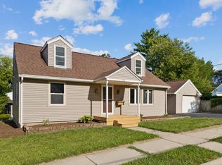 1315 James Ave, Rockford, IL 61107