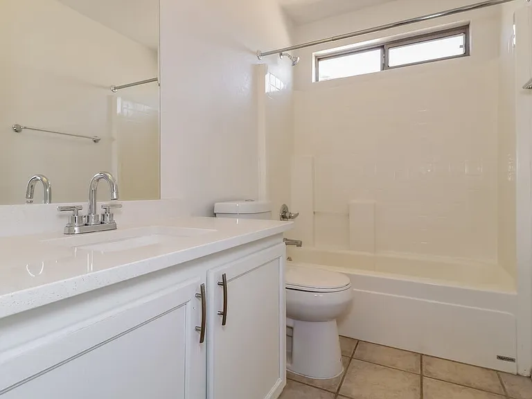 3802 N 104th Ave — Photo 12