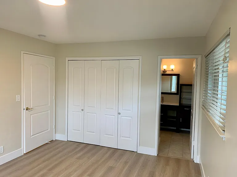 5540 Harwood Rd — Photo 26