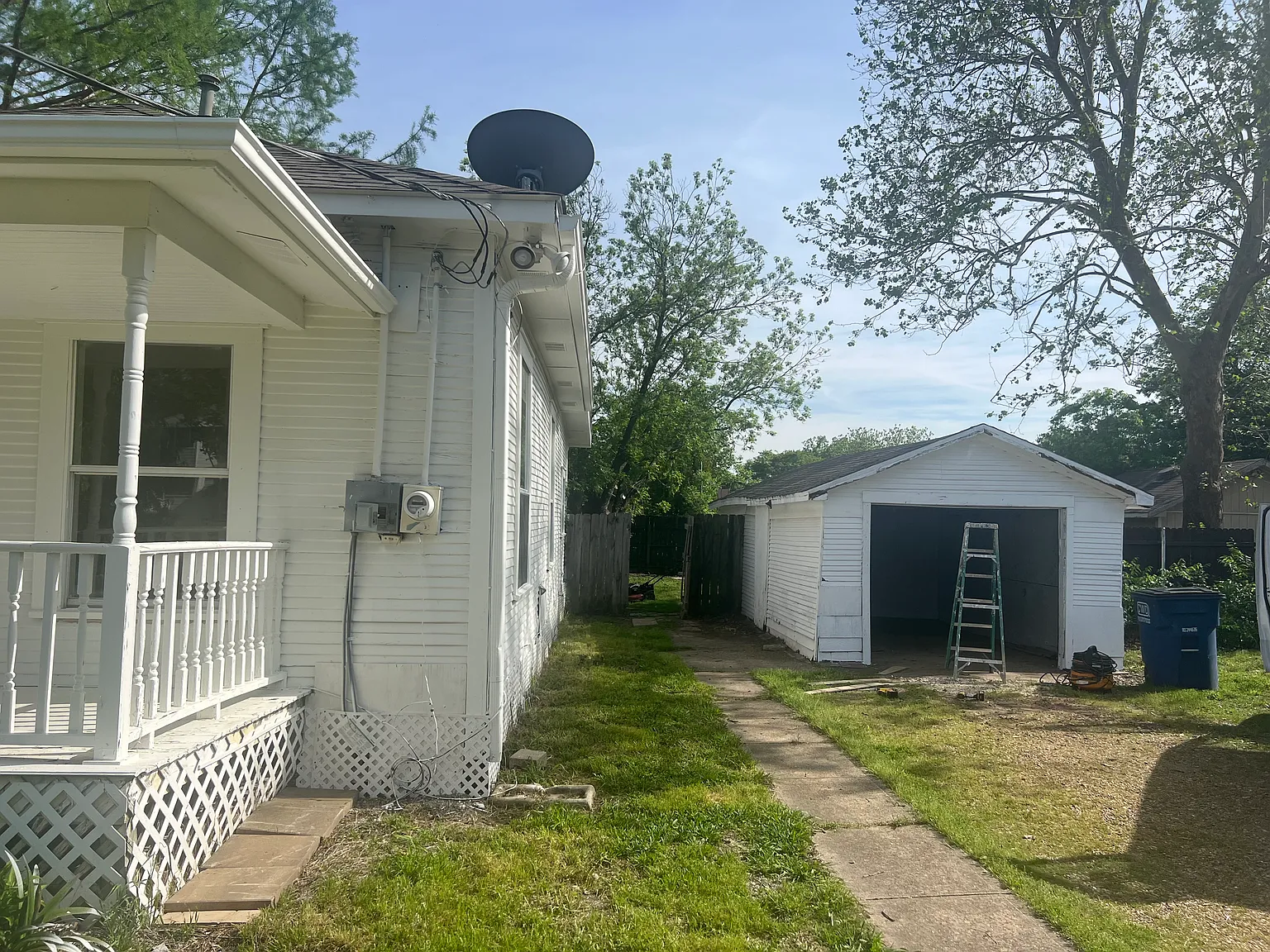 3 bed, 960 sqft, $1,150 — Photo 2
