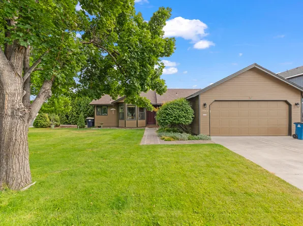 2942 SW Quartz Ave, Redmond, OR 97756