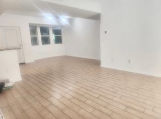 11925 2/2 Kling St #K-101, Valley Village, CA 91607