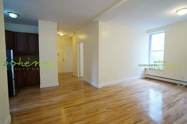 Rented by Bohemia Realty Group | media 20