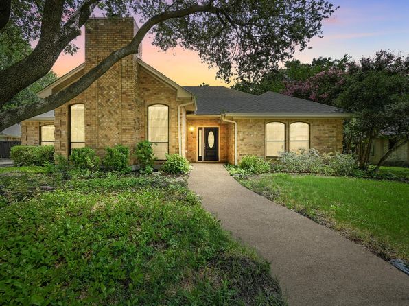 1928 Meandering Way