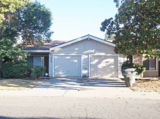 1020-1022 Clinton Rd, Sacramento, CA 95825
