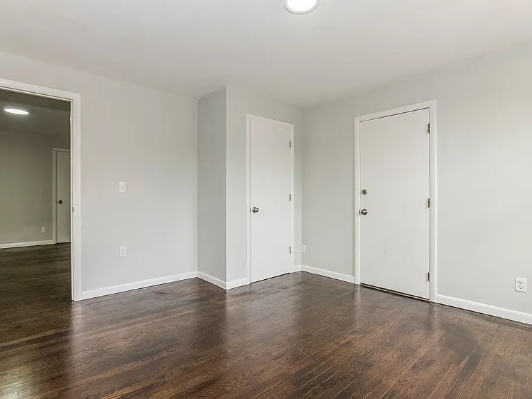 140 Nash Street — Photo 3