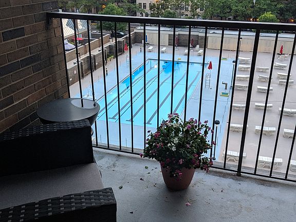 3rd image of 1555 N Sandburg Ter APT 607