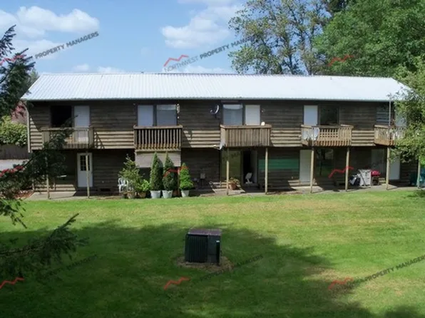 r145, 197 3rd St E #8, Onalaska, WA 98570