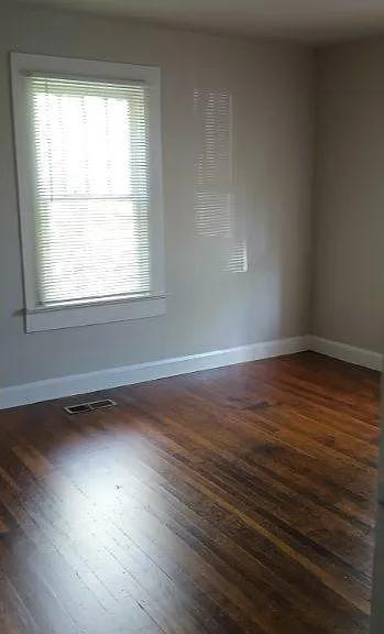 310 Norwood Ave — Photo 11