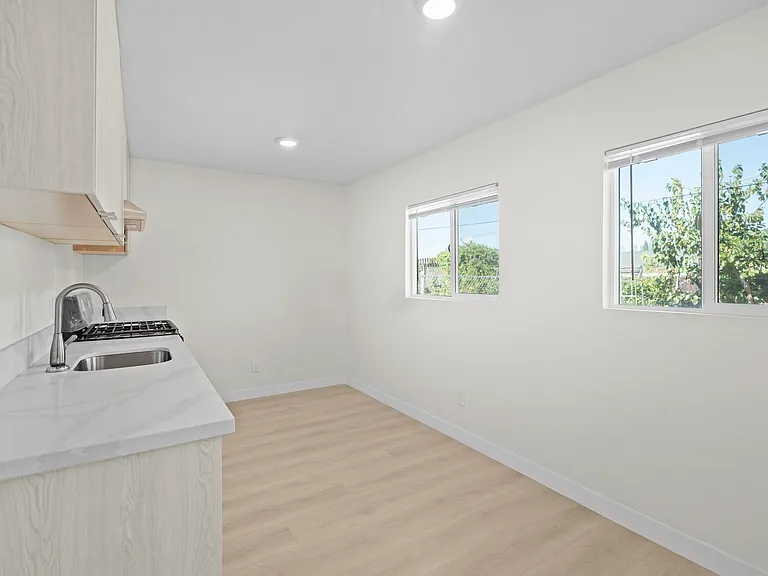 1072 Casa Hermosa Dr — Photo 6