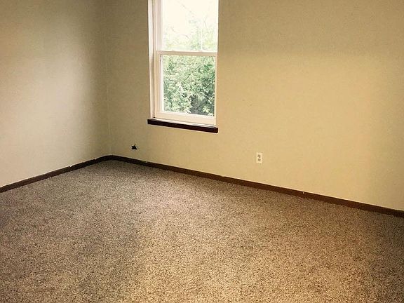 Bedroom 1 (Bedroom 2 is the same)