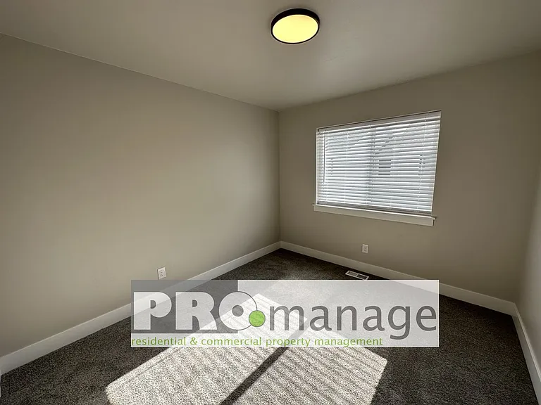 1385 Remington Trl — Photo 21