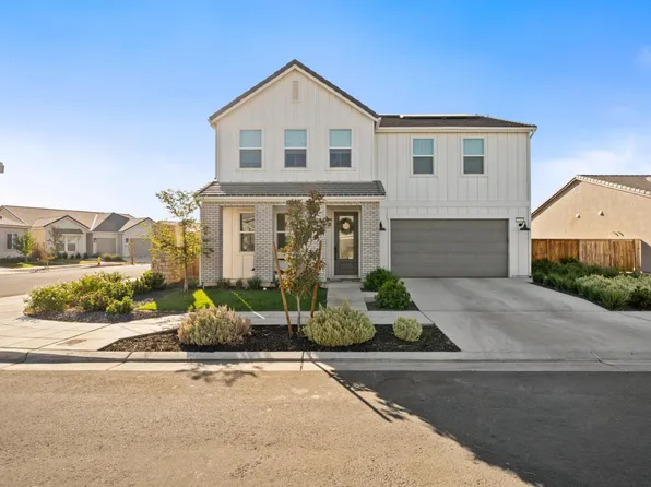2212 N Argyle Ave, Clovis, CA 93619