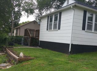 800 Terrace Rd, Leavenworth, KS 66048