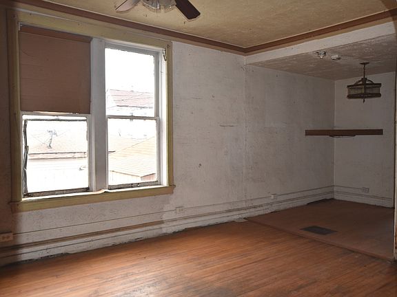 5th image of 2459 W 46th St