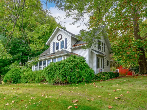 776 M 89, Plainwell, MI 49080