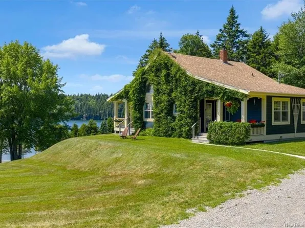 242 Fiander Rd, Saint Patrick, NB E5B 3M6