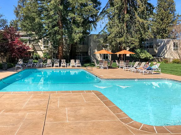 4th image of 4400 Albany Dr #488ac5c31