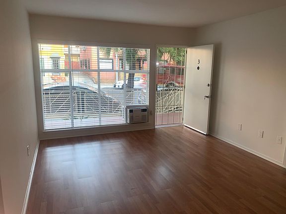 3rd image of 1215 N Harper Ave APT 3