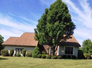 14686 Willow Trace Dr, Hudson, MI 49247