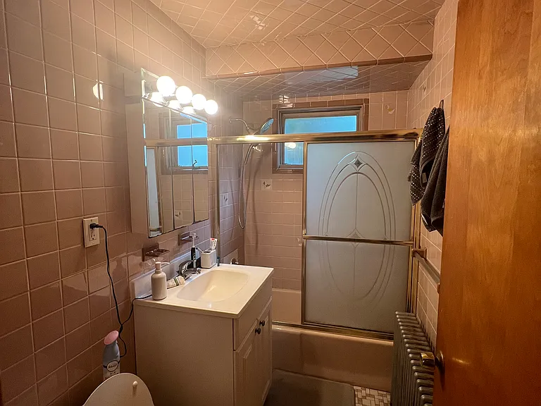 270 Harvard St #1A — Photo 13