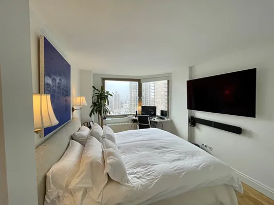 Rented by The Dermot Realty Management Company | media 29