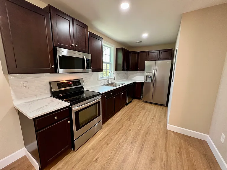 248 O'T Wallace Dr — Photo 5