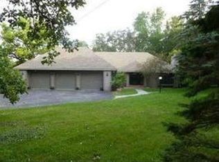 2534 Despins Ln, Verona, WI 53593