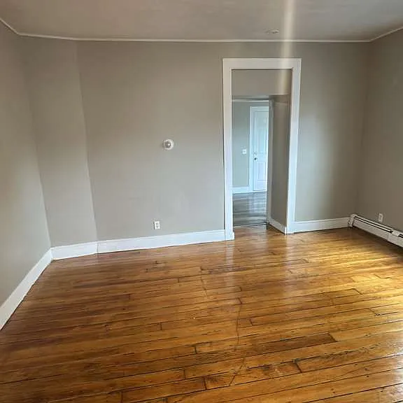 13 Sanford St #1F — Photo 16
