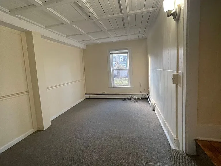 45 1/2 Willow St — Photo 10
