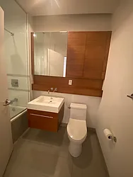 Rented by R New York