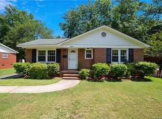 3842 Litchfield Rd, Charlotte, NC 28211