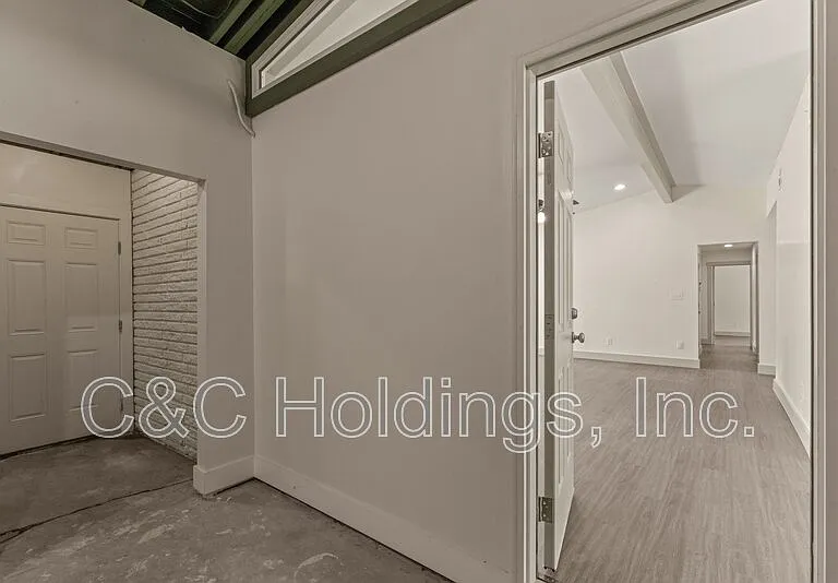 4541 E 32nd Pl — Photo 37