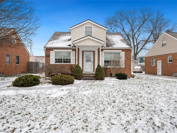 3293 W 155th St, Cleveland, OH 44111