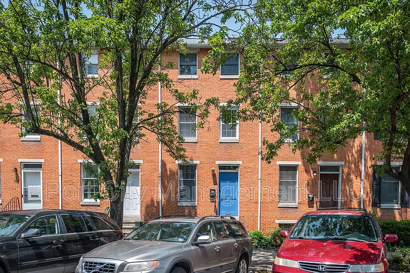 2110 E Fairmount Ave