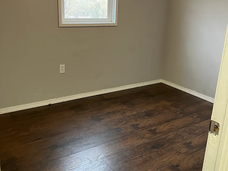 6220 Coors Blvd SW — Photo 20
