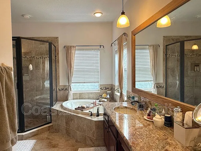 9524 Greenpointe Dr — Photo 42