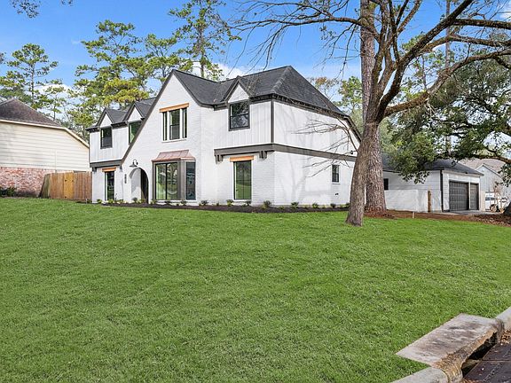 2nd image of 6102 Knollview Dr