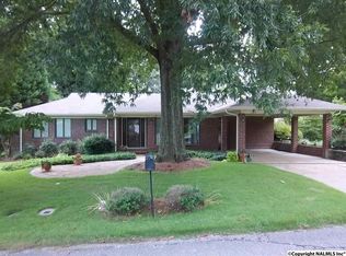 901 Verbon St, Boaz, AL 35957