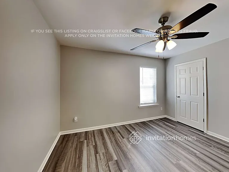 1105 Kavkaz St — Photo 10