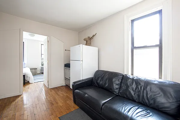 Rented by R New York | media 20