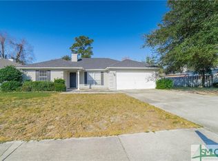 13 Chapel Dr, Savannah, GA 31406