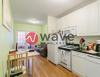 Rented by Wave Real Estate Group